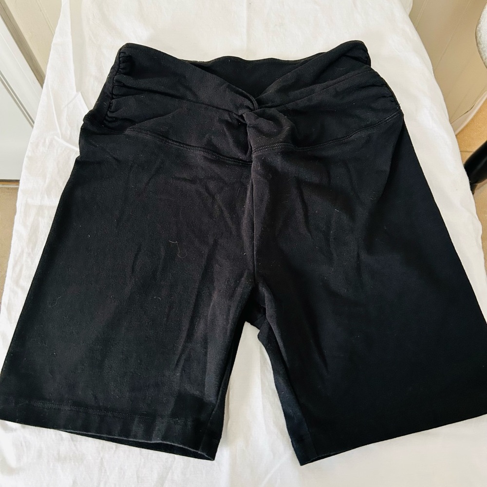 PINK Victoria's Secret V-Crossover Cotton Bike Shorts-Medium